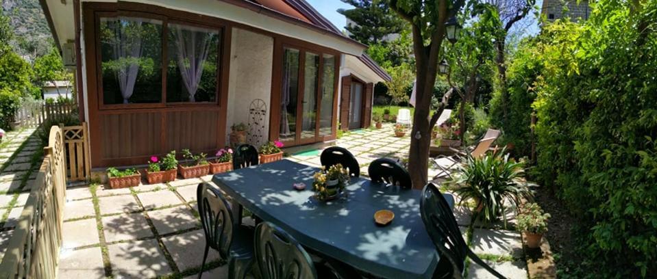 Bed and Breakfast Villino L'Aranceto Sorrentino Meta Exterior foto